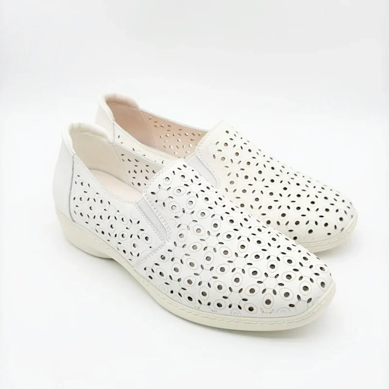 High Quality Flat Bottomed Perforated Breathable and Comfortable Women's Single Shoes That Can Be Customized by 2025