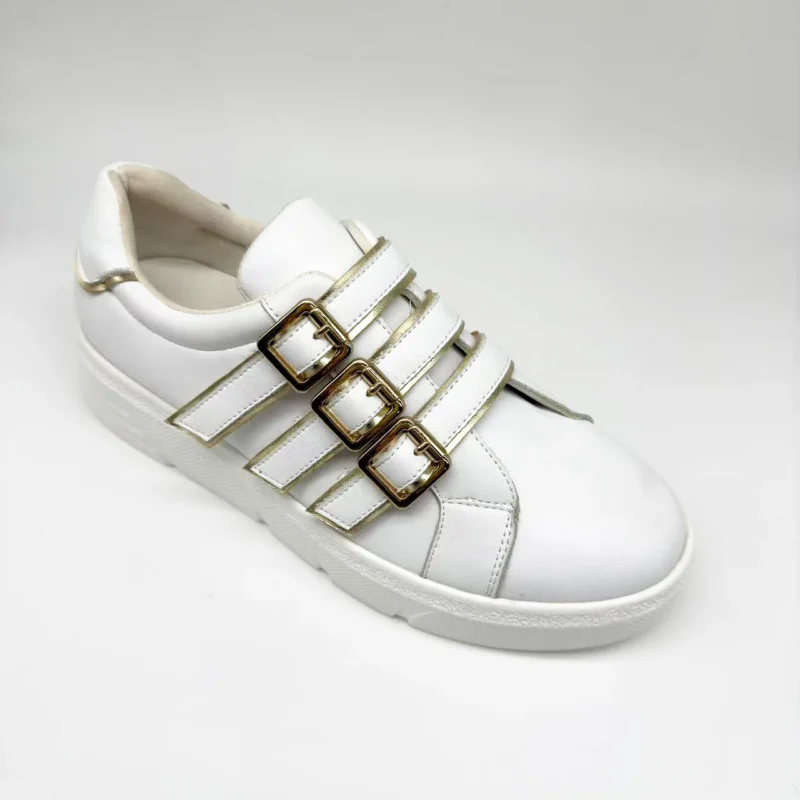 2026Customizable High-quality Korean Style Autumn/Spring Fashion Trend Metal Buckle Casual Women's Shoes