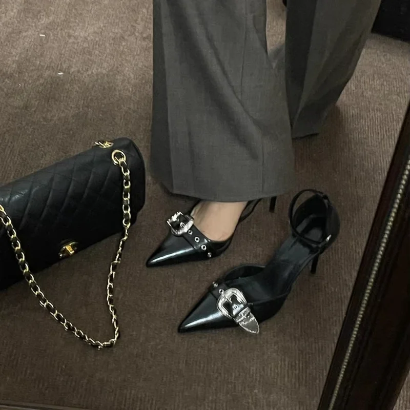 2025 New Arrival Luxury Women's Summer Pointed Toe Sandals Breathable Non-Slip Custom Hollow High Heels Sexy Outdoor Style