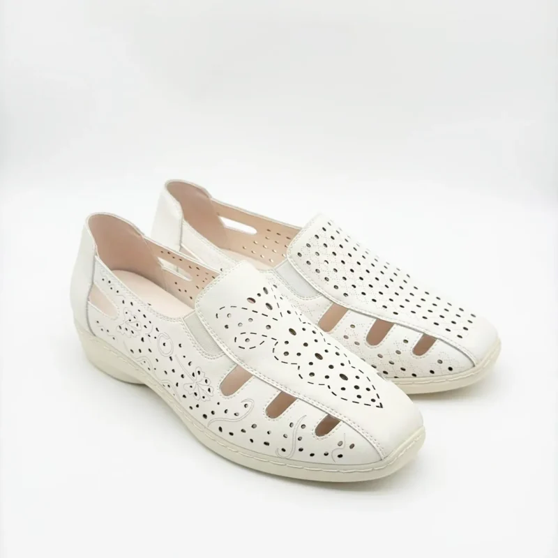 High Quality Summer Lightweight Breathable Slip-On Flat Sandals Fashionable Women's Single Shoes That Can Be Customized by 2025