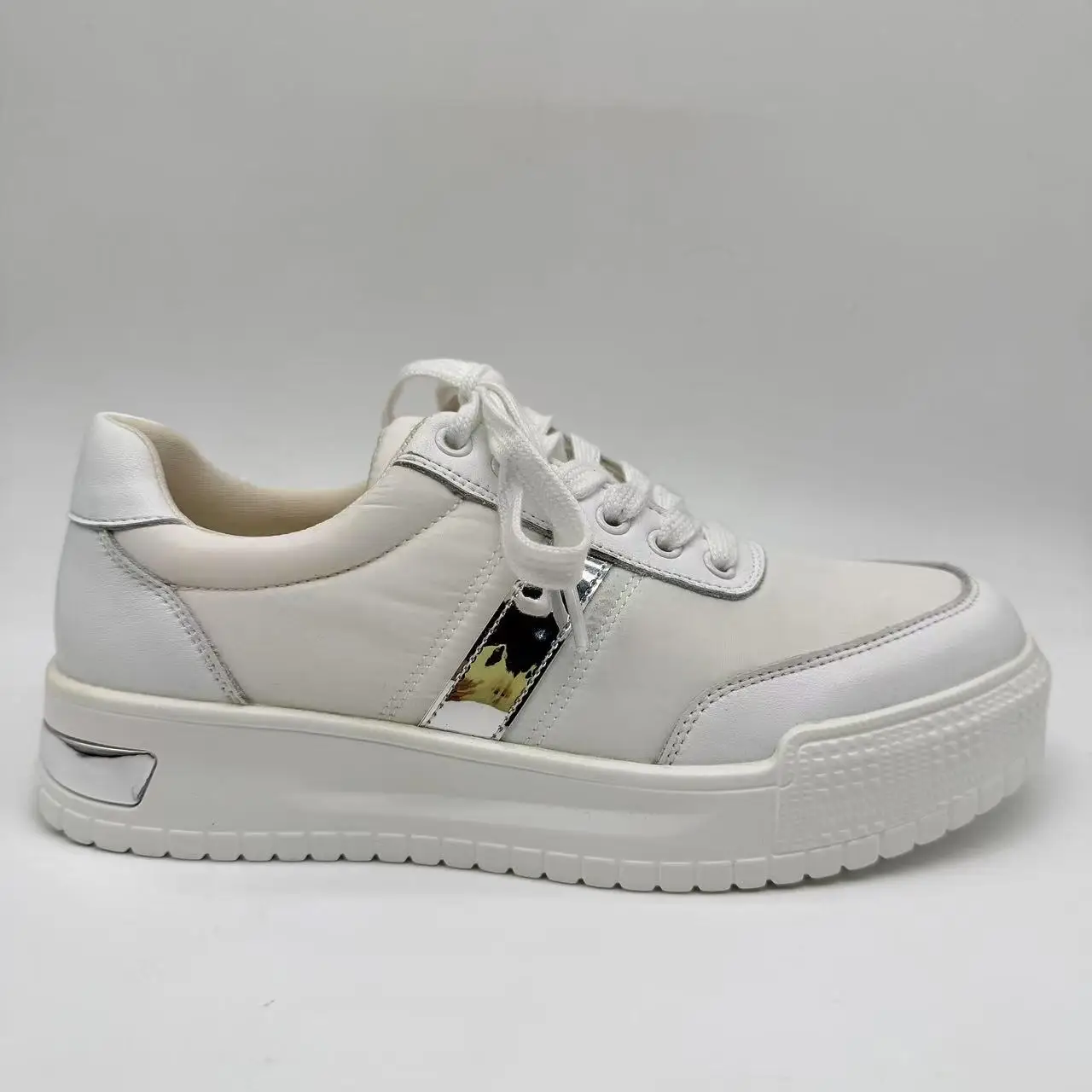 High Quality Customizable Women's Lace-Up Platform Walking Shoes Comfortable Stylish Thick-Soled for Summer - Image 3