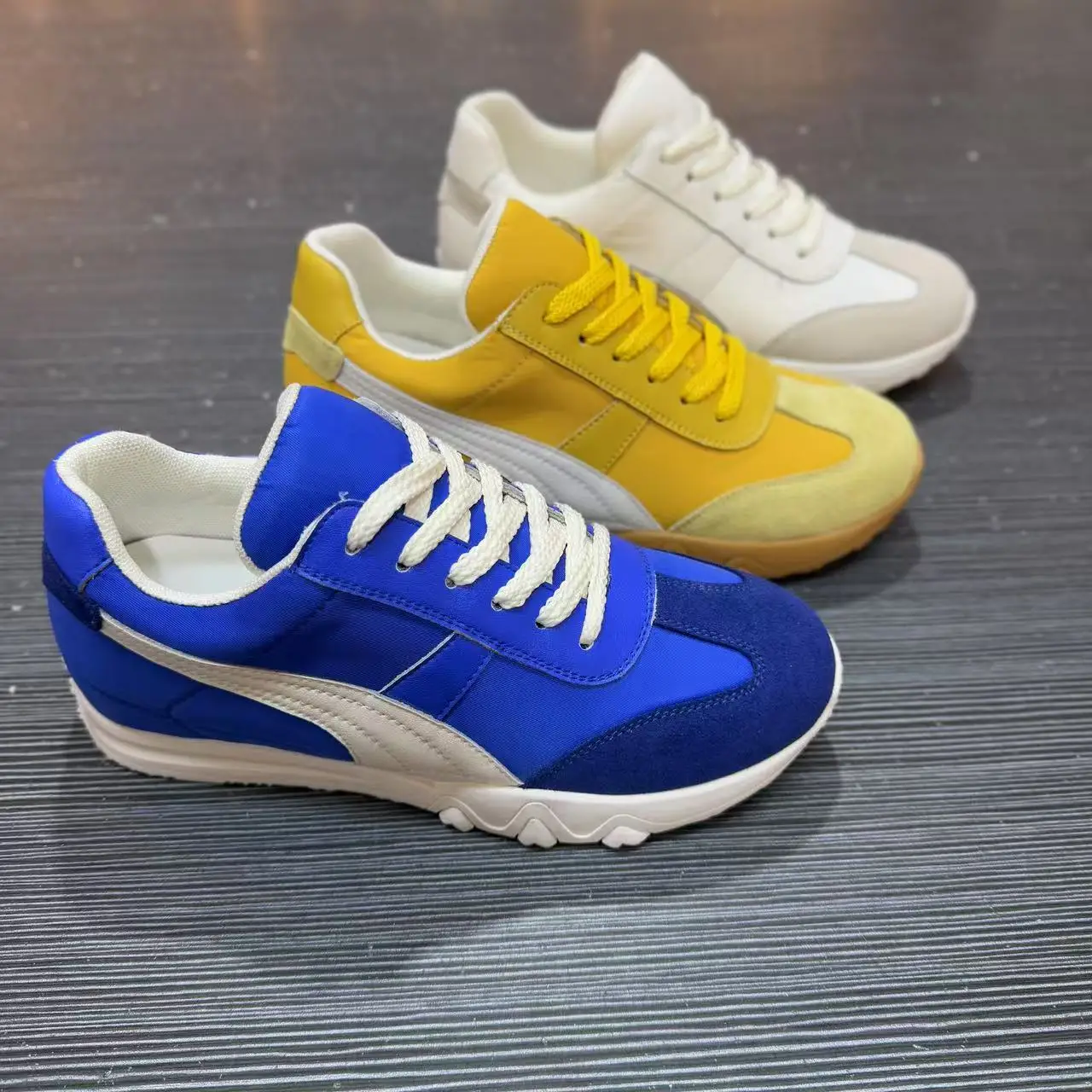 Customizable Women's Casual Comfortable Cow Leather Upper Running Shoes for Autumn & Spring Outdoor Sneakers - Image 2