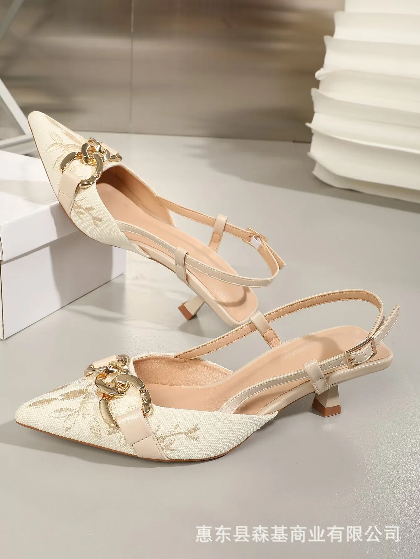 2026 Women's Casual Block Heel Sandals Low-Cut Upper Flat Pointed Toe Summer Leather Mesh Lining Slip-On Height Increasing for - Image 3